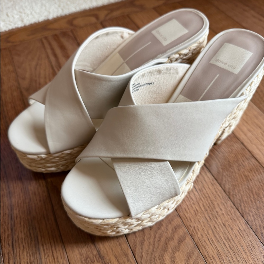 Dolce Vita Cream Cross-Strap raffia Platform Sandals